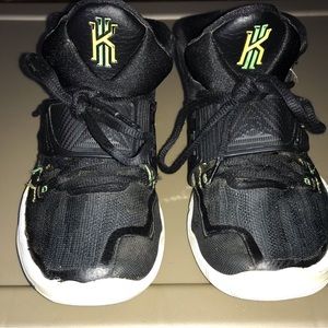 Nike Kyrie youth size 1.5